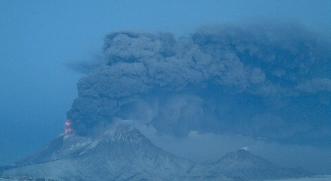 В нескольких районах Камчатки возможно выпадение вулканического пепла